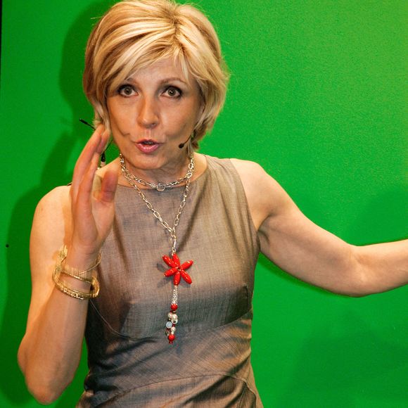 Photo d'archive datee du 15 juin 2007 d'Evelyne Dheliat. Evelyne Dheliat fête ses 50 ans de présence sur TF1. Photo by Potin/APS-Medias/ABACAPRESS.COM