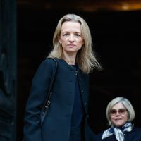 Bernard Arnault : Sa fille Delphine soutenue par son compagnon, une personne proche de la famille s'en est allée
