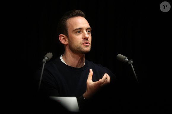 Exclusif - Joël Dicker échange avec ses lecteurs à l'occasion de la sortie de son livre Animal Sauvage au centre de conférence "La Station Ausone - Librairie Mollat" à Bordeaux, le 29 février 2024. © Jean-Marc Lhomer / Bestimage