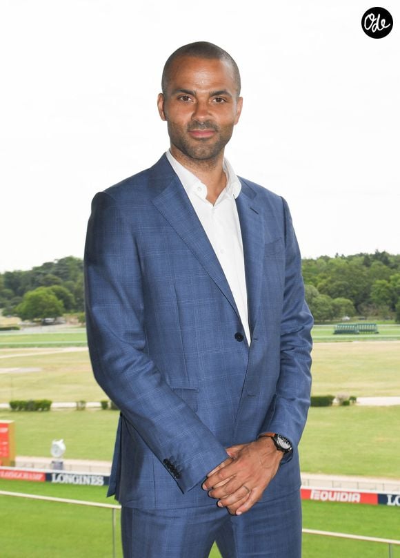 Il est le propriétaire de nombreux pur-sang

Tony Parker devient l'ambassadeur des courses hippiques en France et lance une série sur la chaine Equidia à l'Hippodrome ParisLongchamp le 17 juin 2021.

© Coadic Guirec / Bestimage