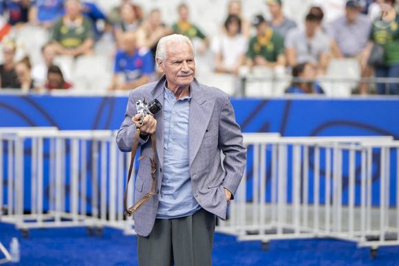 Yann Arthus Bertrand participe à la cérémonie d'ouverture de la Coupe du monde de rugby France 2023 avant le match de la poule A entre la France et la Nouvelle-Zélande au Stade de France à Saint-Denis, en banlieue parisienne, le 8 septembre 2023. Photo par Eliot Blondet/ABACAPRESS.COM
