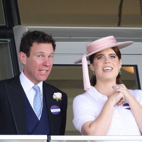 Jack Brooksbank et sa femme la princesse Eugenie d'York - La famille royale d'Angleterre aux courses hippiques "Royal Ascot 2024" à Ascot, le 19 juin 2024.

© Tim Merry / MirrorPix / Bestimage