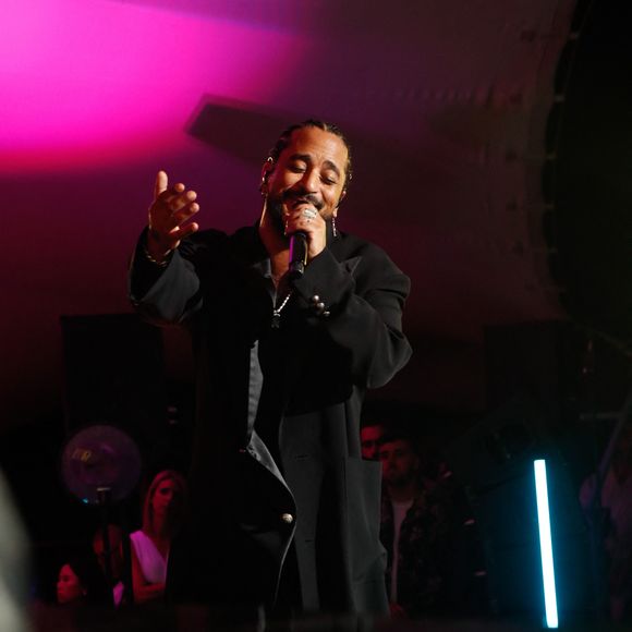 Exclusif - Slimane - Showcase de Slimane lors de la soirée de gala "le Grand Dîner" au Palais Bulles à Théoule-sur-mer lors du 77ème Festival International du Film de Canne, le 18 mai 2024. © Christophe Clovis / Bestimage No Web - Belgique et Suisse