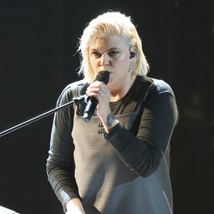 Louane - 39ème cérémonie des Victoires de la musique à la Seine musicale de Boulogne-Billancourt, France, le 9 février 2024. © Coadic Guirec/Bestimage