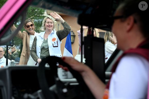 Le prince Albert II de Monaco a donné le départ de la 34eme édition du Rallye des Gazelles, depuis le chapiteau de Fonvieille à Monaco, en compagnie de Dominique Serra, la fondatrice et présidente du Rallye, de la marraine de coeur pour 2025, Luana Belmondo, Nadia Fettah Alaoui, la ministre de l'Economie et des Finances du Royaume du Maroc, du président du Conseil National Monégasque, Thomas Brezzo, et des personnalités du gouvernement, le 12 avril 2025.© Bruno Bebert / Bestimage