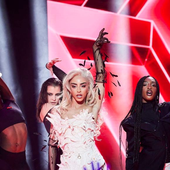 Exclusif - Ebony et Bilal Hassani lors de l’enregistrement de l’émission “Les stars s’unissent pour le Sidaction” au théâtre Marigny à Paris, France, le 11 mars 2025. L’émission sera diffusée en prime le 22 mars sur France 2. © Guirec-Moreau/ Bestimage