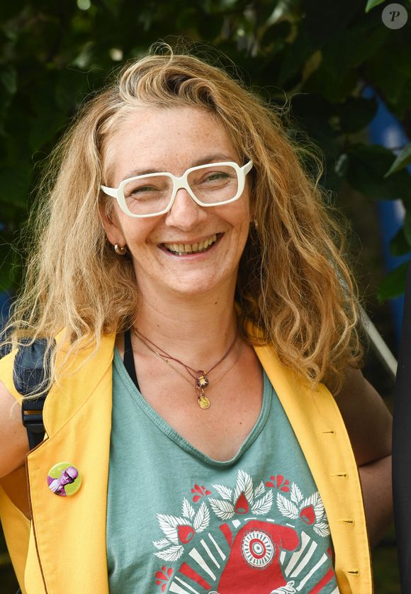 L’actrice assume un mode de vie atypique, hérité d’un passé difficile qu’elle ne cache pas.

Corinne Masiero - Photocall Film "Effacer l'Historique" - Festival du film Francophone d'Angoulême 2020 le 28 Août 2020. © Guirec Coadic / Bestimage