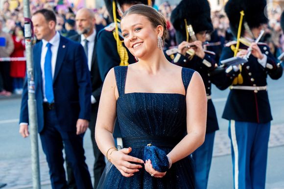 La famille royale assiste à un concert de the Old Stage au Royal Danish Theatre à Copenhague pour les 18 ans de la princesse Isabella de Danemark le 15 avril 2025


Pictured: Princess Isabella (princesse Isabella de Danemark)