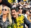 Ce lundi 23 mars 2026, Adriana Karembeu a décidé de sortir du silence pour évoquer publiquement le conflit qui l’oppose à son ex-mari, Aram Ohanian. 

Adriana Karembeu Ohanian et son mari Aram durant la première bataille de fleurs du Carnaval de Nice 2022, Roi des Animaux, place Masséna à Nice, le 13 février 2022. © Bruno Bebert/Bestimage