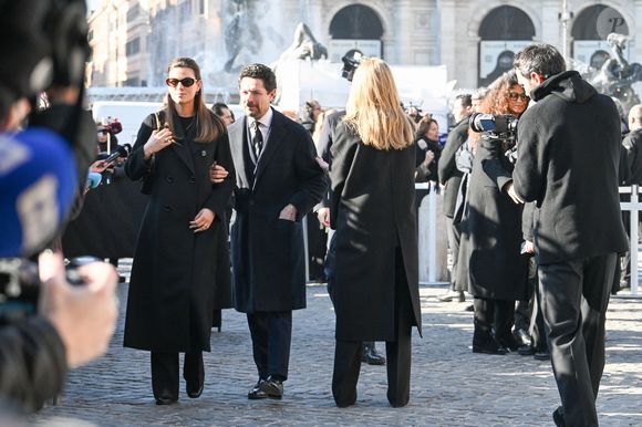Rome, Italie : Rome, décès de Valentino Garavani - Funérailles dans la Basilique de Santa Maria degli Angeli e dei Martiri - Pictured : Matteo Marzotto et sa compagne Nora Shkreli (Image de crédit : © Maurizio D'Avanzo/IPA via ZUMA Press)