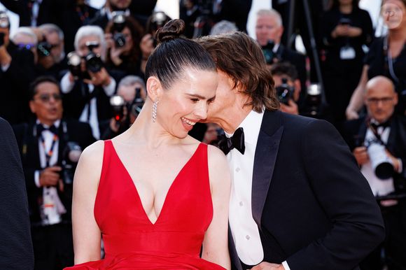 Hayley Atwell, Tom Cruise - Montée des marches du film « Mission Impossible : The Final Reckoning » lors du 78ème Festival International du Film de Cannes, au Palais des Festivals à Cannes. Le 14 mai 2025
© Jacovides-Moreau / Bestimage