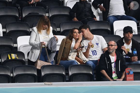 Claude Deschamps, femme de Didier Deschamps et son fils Dylan - People et joueurs en famille dans les tribunes lors du match de demi-finale "France - Maroc" lors de la Coupe du Monde 2022 au Qatar (FIFA World Cup Qatar 2022) le 14 décembre 2022.
© Philippe Perusseau / Bestimage