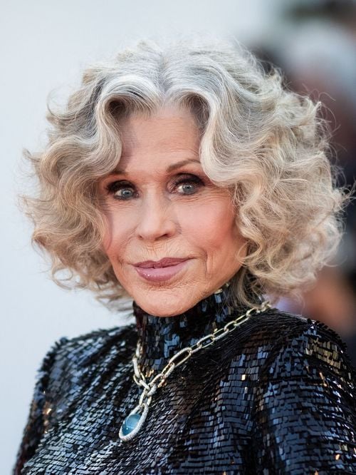 Jane Fonda, 88 ans, garde la forme : "Je soulève des poids, je fais tout ce qu’il faut pour rester forte sans me blesser"