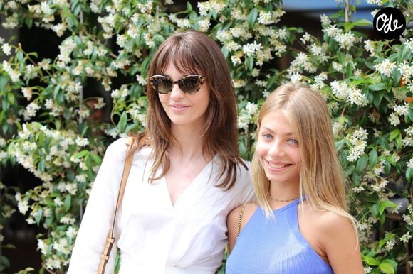Stella et Annabelle Belmondo au Village lors du tournoi de tennis de Roland-Garros, le 10 juin 2018 à Paris, en France. Photo de Nasser Berzane/ABACAPRESS.COM