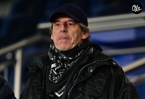 Jean-Luc Reichmann - Célébrités dans les tribunes lors du match de Ligue 1 McDonald's opposant le PSG (Paris Saint-Germain) au Paris FC (2-1) au Parc des Princes à Paris, le 4 janvier 2026. © Christian Liewig/Bestimage