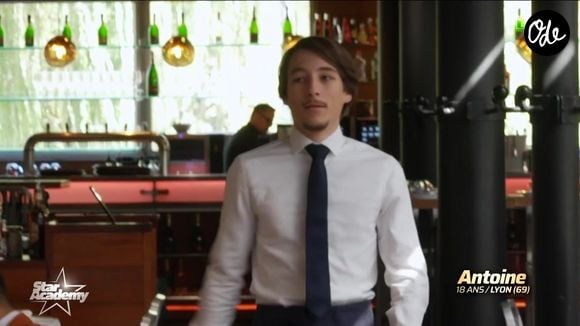 La musique est devenue un exutoire après la disparition de sa mère.

Antoine fait partie de la nouvelle promotion de la "Star Academy". Capture d'écran TF1