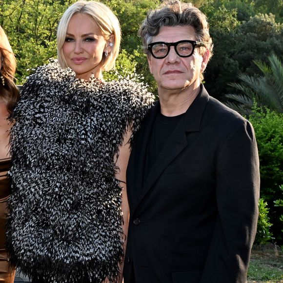 Même sans Marc Lavoine, Adriana Karembeu va profiter de Noël

Marc Lavoine et sa compagne Adriana Karembeu - 11ème édition du Gala de charité de Patrick Mouratoglou à la Mouratoglou Academy & Resort à Biot le 21 juin 2025. Ce gala de prestige réunit chaque année les grandes figures du sport, du divertissement et de nombreux donateurs, mobilisés pour soutenir les jeunes talents du tennis mondial. © Bruno Bebert/Bestimage
