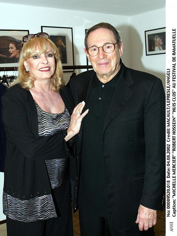 Michèle Mercier et Robert Hossein au Festival de Ramatuelle en 2002. Photo par Bestimage