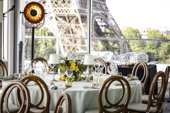 Exclusif - Première édition du Multi Screen Grand Prix : une célébration inédite de la création audiovisuelle française dans le cadre prestigieux du Pullman Paris Tour Eiffel sous la présidence de S. Martin (Directeur Général de l'ARPP : l'Autorité de Régulation Professionnelle de la Publicité et également Président de La Fabrique des Formats) et animée par E. Eméyé (journaliste et présentatrice).
Cet événement a rassemblé les professionnels de l'audiovisuel autour d'une ambition commune : mettre à l'honneur l'excellence de la création française tous formats confondus. Paris le 12 juin 2025 - © Jack Tribeca / Bestimage