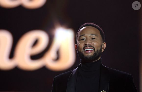 Exclusif  John Legend sur la scène du "Gala des pièces jaunes, le concert événement" à La Défense Arena à Nanterre le 23 janvier 2025.
© Jacovides / Moreau / Bestimage