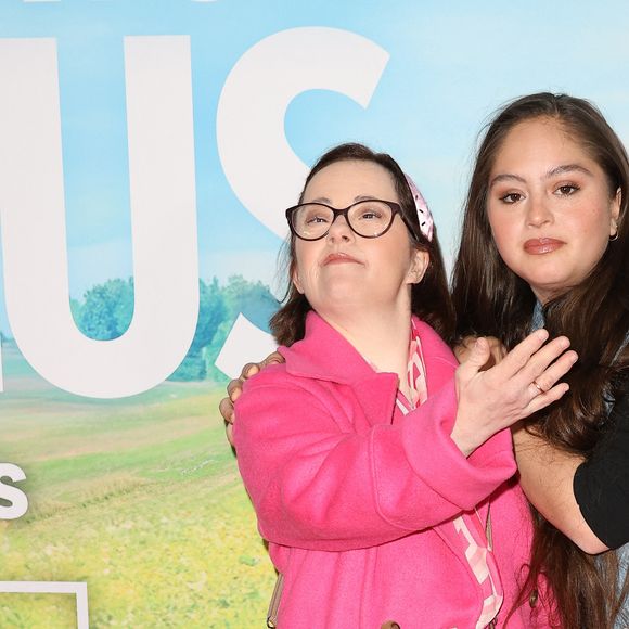 Cette dernière était assez jalouse

Marie Colin et Mayane Sarah El Baze - Avant-Première du film "Un p'tit truc en plus" au cinema UGC Normandie à Paris le 25 avril 2024. © Coadic Guirec/Bestimage