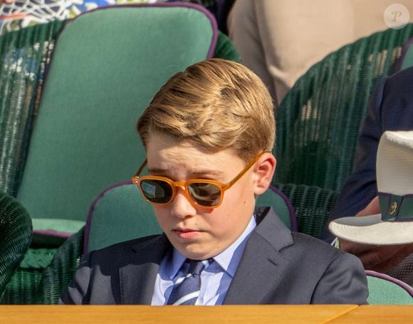Le prince William, La princess Kate, le prince George et la princess Charlotte assistent à finale homme du tournoi de tennis de Wimbledon le 13 juillet 2025. Photo : GOFF  / BESTIMAGE