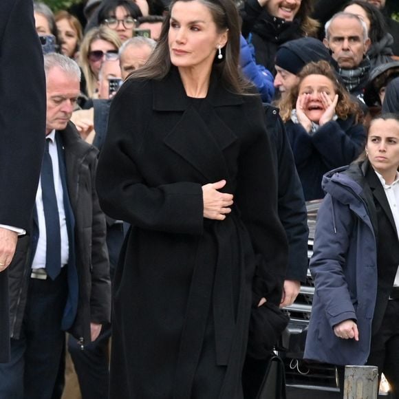Athènes, GRÈCE La famille royale espagnole arrive à l'église métropolitaine d'Athènes pour les funérailles des Princes Irène de Grèce et du Danemark.



Sur la photo : La famille royale espagnole arrive à l'église métropolitaine d'Athènes pour les funérailles de la princesse Irène de Grèce.
