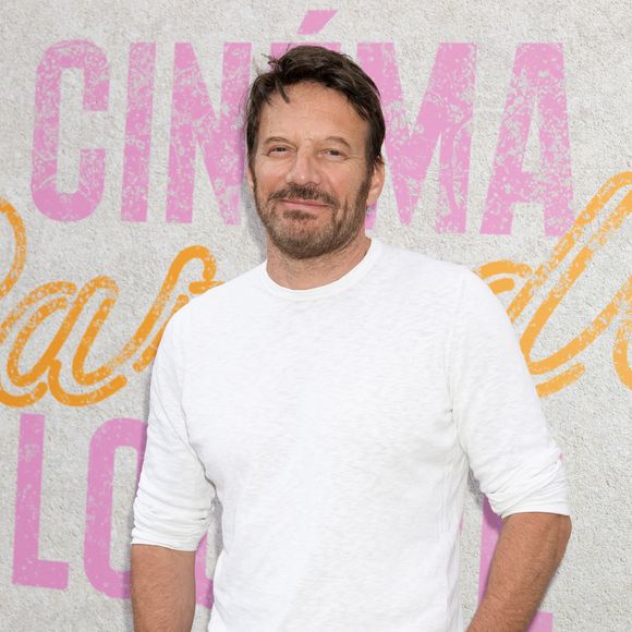 Samuel Le Bihan lors du 5ème Festival Cinéma Paradiso Louvre dans la Cour Carrée du Louvre à Paris, France, le 5 juillet 2025. © Jeremy Melloul/Bestimage