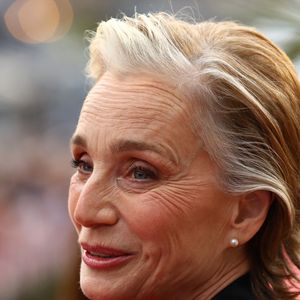 Kristin Scott Thomas pose sur le tapis rouge lors de la cérémonie d'ouverture du 36e Festival du Film Britannique et Irlandais de Dinard à Dinard, jeudi 2 octobre 2025 (Crédit image : © Mickael Chavet/ZUMA Press Wire).