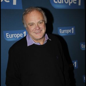 Laurent Cabrol à Bobino le 28 novembre 2011 à Paris © Agence Bestimage