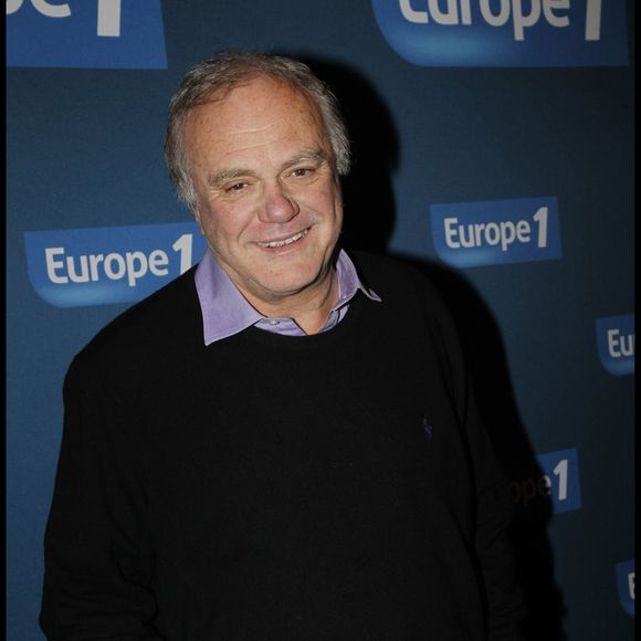 Laurent Cabrol à Bobino le 28 novembre 2011 à Paris © Agence Bestimage