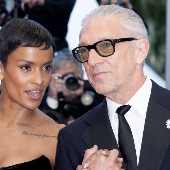 Narah Baptista et son compagnon Vincent Cassel (Montre Audemars Piguet) - Montée des marches du film " Histoires parallèles " lors du 79ème Festival International du Film de Cannes, le 14 mai 2026. © Olivier Borde / Bestimage