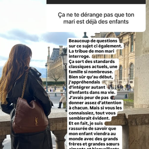 Et de répondre avec franchise : "Bien sûr qu'au début, j'appréhendais d'intégrer autant d'enfants dans ma vie. J'avais peur de ne pas donner assez d'attention à chacun. Mais si vous les connaissiez, tout vous semblerait évident".

Malika Ménard attend son premier enfant avec son mari Karim. Instagram