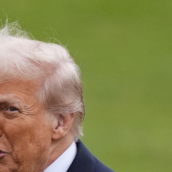 Donald Trump durant la cérémonie de bienvenue organisée au château de Windsor. ©PA Photo/ Bestimage