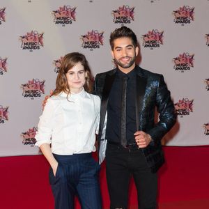 Christine and The Queens et Kendji Girac à leur arrivée à la cérémonie des 17e NRJ Music Awards, qui s'est tenue au Palais des Festivals de Cannes, en France, le 7 novembre 2015. Photo : Nicolas Genin/ABACAPRESS.COM
