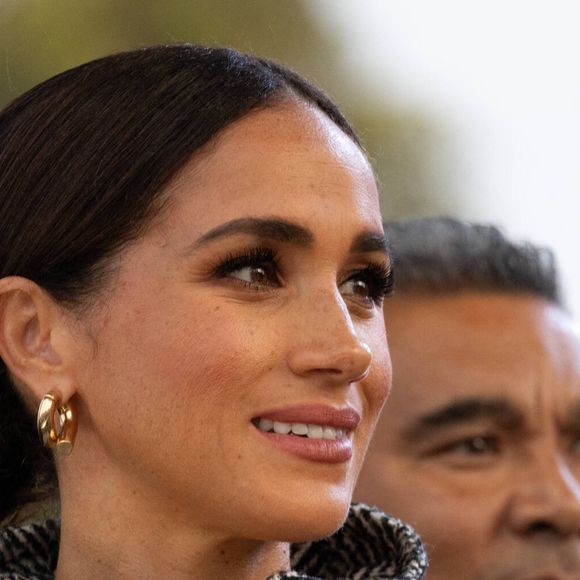 En 2025, Meghan Markle devrait faire face à de nouveaux enjeux

Le prince Harry, duc de Sussex et Meghan Markle, duchesse de Sussex, remettent un prix honorifique à Kevin Costner lors de son gala de charité One805 Live, organisé sur son terrain de polo à Summerland près de Santa Barbara, le 22 septembre 2023.