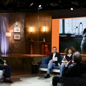 Bertrand Chameroy, Bernard Montiel, Oli et son chien Monday sur plateau de l'émission "Animalement Vôtre" présentée par B.Montiel et diffusée le 25 janvier 2026 sur France 3, à Paris, France, le 3 décembre 2025. © Jack Tribeca/Bestimage