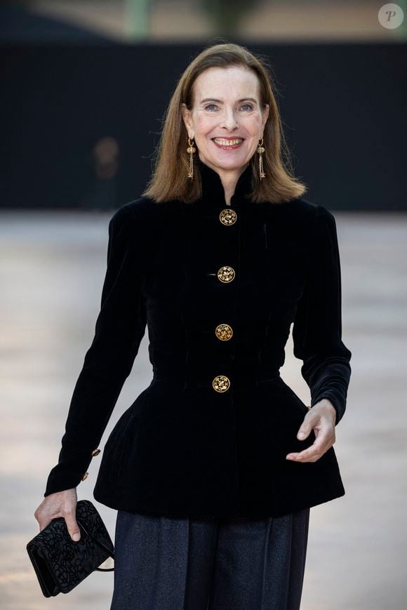 Carole Bouquet au photocall du défilé Chanel Mode Féminine Prêt-À-Porter Automne/Hiver 2025-2026 lors de la Fashion Week de Paris (PFW) au Grand Palais, à Paris, France, le 11 mars 2025. © Olivier Borde/Bestimage