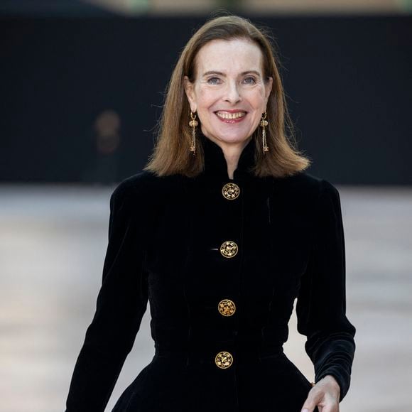 Carole Bouquet au photocall du défilé Chanel Mode Féminine Prêt-À-Porter Automne/Hiver 2025-2026 lors de la Fashion Week de Paris (PFW) au Grand Palais, à Paris, France, le 11 mars 2025. © Olivier Borde/Bestimage