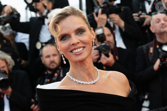 L'occasion d'accorder une interview à Ôde et de nous parler mode...

Sylvie Tellier assiste au tapis rouge d'Armaga Navidad lors du 79ème Festival International du Film de Cannes à Cannes, France, le 19 mai 2026, le film sélectionné en Compétition Officielle. Photo by Laurent Zabulon/ABACAPRESS.COM