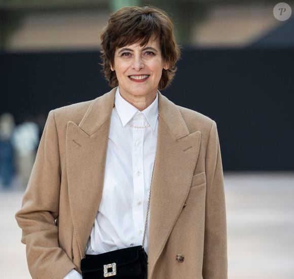 Dans le dernier numéro de "Paris Match", paru ce jeudi 3 avril 2025, la femme d'affaires en a dit un peu plus sur ce deuil qui a marqué sa vie. 

Ines de le Fressange au photocall du défilé Chanel Mode Féminine Prêt-À-Porter Automne/Hiver lors de la Fashion Week de Paris (PFW) au Grand Palais, à Paris, France. © Olivier Borde/Bestimage