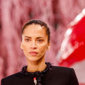 Cette méthode l'a aidée à reconstruire sa vie sur le long terme.

Noémie Lenoir - Défilé Chanel "Collection Haute Couture Printemps/Eté 2026" lors de la Fashion Week de Paris (PFW) au Grand Palais, à Paris, France, le 27 janvier 2026.