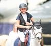 Chez Giulia Sarkozy, il semblerait que l’héritage familial passe aussi par la salle de bains.

Giulia Sarkozy sur Valentine Du Delta au Prix Kids Cup Decathlon de la 12ème édition Longines Paris Eiffel Jumping au pied de la Tour Eiffel sur le Champ-de-Mars à Paris, France, le 20 juin 2026. © Perusseau-Veeren/Bestimage
