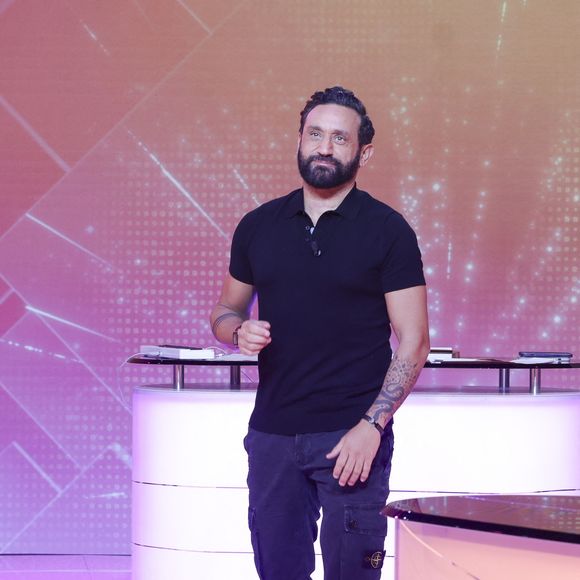 Exclusif - Cyril Hanouna, lors de l'émission Tout Beau Tout N9uf (TBT9) présenté par C.Hanouna et diffusé en direct sur W9 le 24 octobre 2025.

© Jack Tribeca / Bestimage
