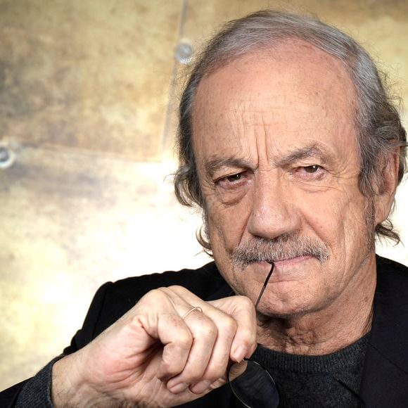 Portrait de Patrick Chesnais lors de l'enregistrement de  l'émission "Chez Jordan" (C8) à Paris le 9 janvier 2023. © Cédric Perrin / Bestimage