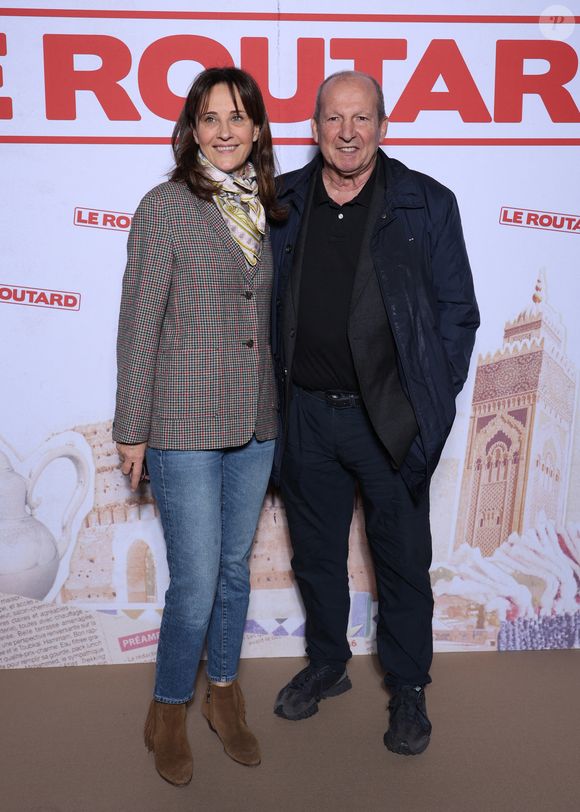 Rolland Courbis et sa femme Clara - Avant-première du film "Le Routard" au cinéma Max Linder à Paris le 24 mars 2025. © Denis Guignebourg/Bestimage