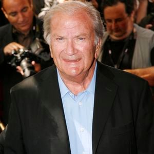 Son premier mariage, en 1951, l’unit à Claude Gensac, la partenaire de Louis de Funès dans la saga des "Gendarmes".
Archives - Pierre Mondy lors de la conférence de presse de rentrée de TF1 à l'Olympia à Paris, le 29 août 2007. © Frédéric Piau/Bestimage