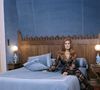 L'artiste se retrouve enceinte et décide de ne pas garder l'enfant. Elle a alors 34 ans, son amant à peine la vingtaine, elle a ainsi recours à un avortement clandestin...

La chanteuse et actrice française d'origine italienne Dalida pose dans sa maison. Paris, 1968. Photo par Pierluigi Praturlon/Mondadori Portfolio via Zuma Press/Abaca