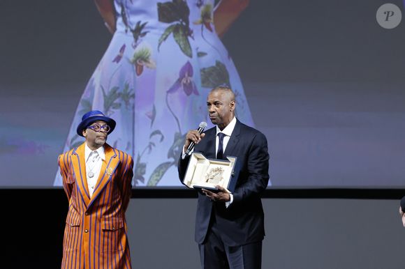 Spike Lee - Remise de la Palme d'Or d'Honneur à Denzel Washington lors du 78ème Festival International du Film de Cannes. Le 19 mai 2024
© Pool / Bestimage