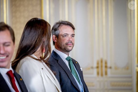 La princesse Claire et le prince Félix de Luxembourg lors de la cérémonie d'adieu au Palais Grand-Ducal, dans le cadre des célébrations marquant le changement de souverain au Luxembourg (1er jour à Luxembourg, le 3 octobre 2025).
Photo : Dana Press / Bestimage